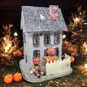 Poliwoggs Haunted House Miniature Pumpkin People Halloween Putz Style 1990s Haun